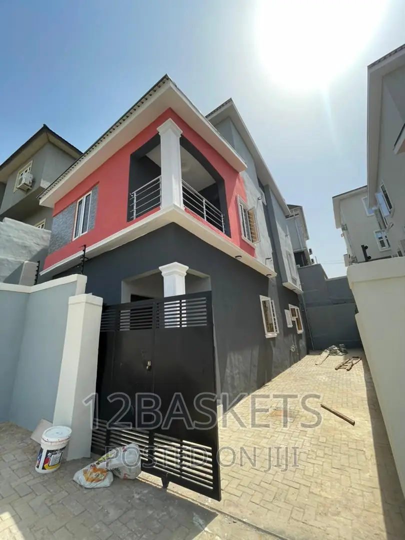 Furnished 4bdrm Duplex in Magodo Phase 1 for sale in Magodo Isheri
