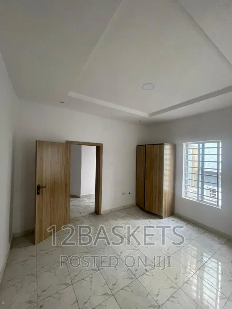 Furnished 4bdrm Duplex in Magodo Phase 1 for sale in Magodo Isheri