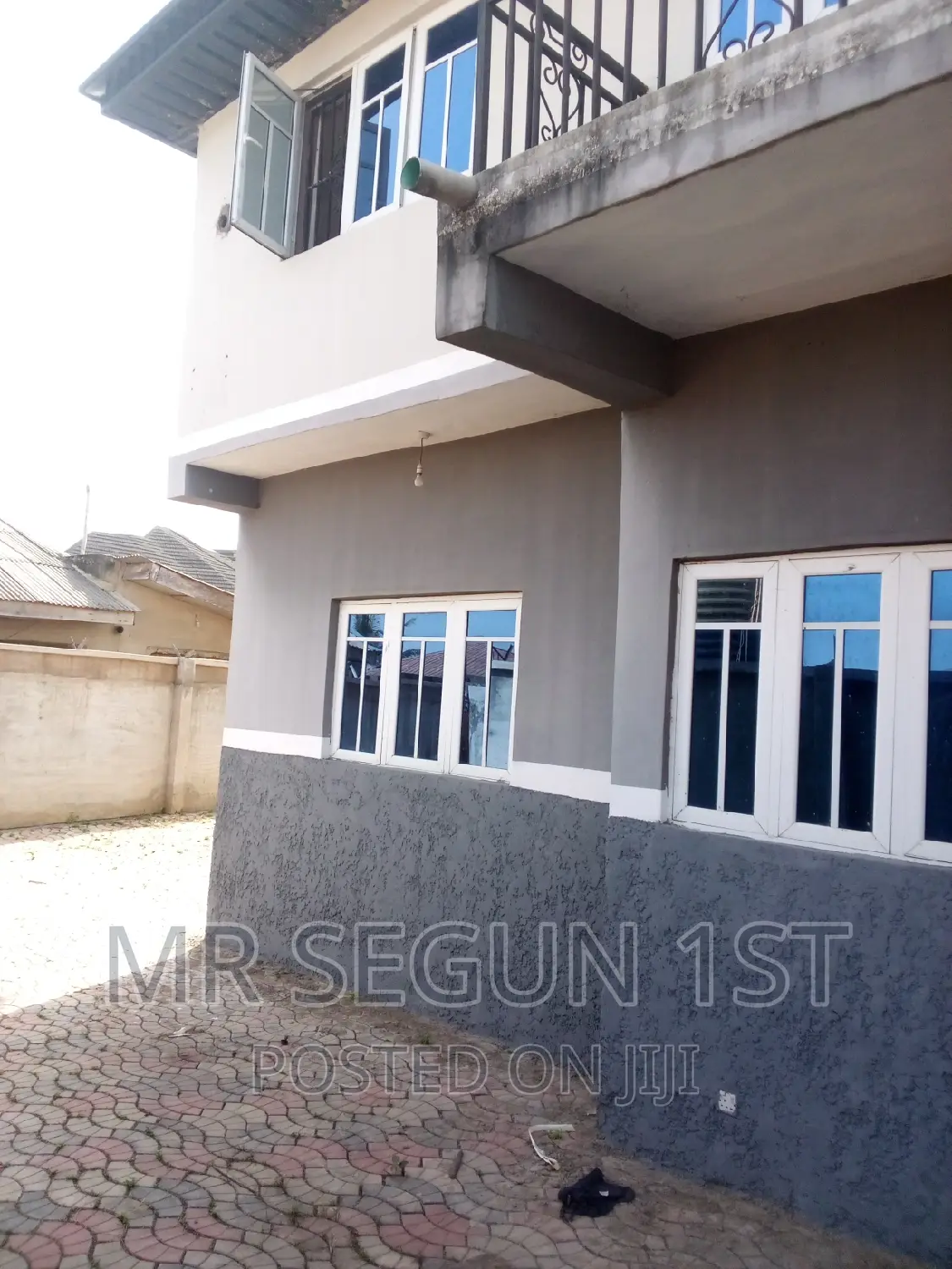 10bdrm Block of Flats in Double T Estate, Akala Express for sale in Akala Express
