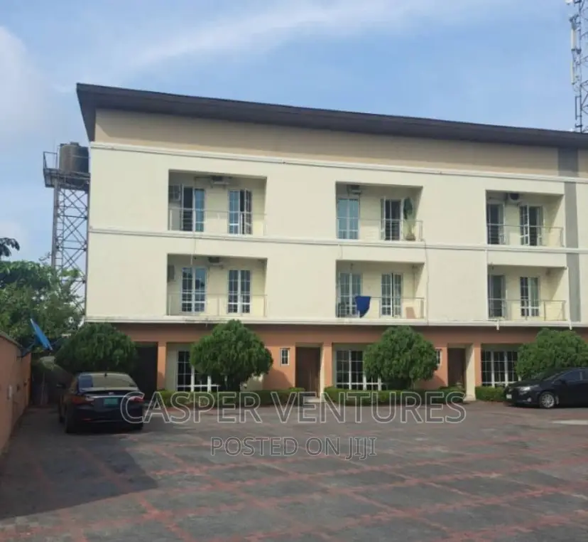 Studio Apartment in Lekki Paradise, Chevron for rent in Chevron