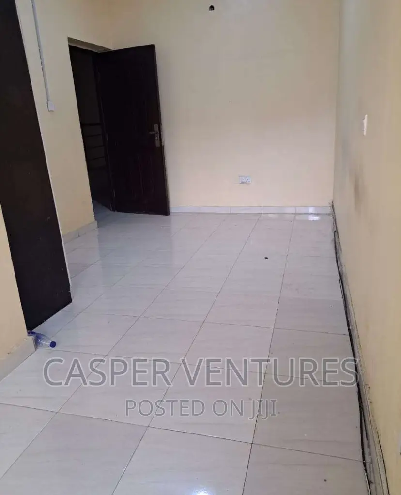 Studio Apartment in Lekki Paradise, Chevron for rent in Chevron