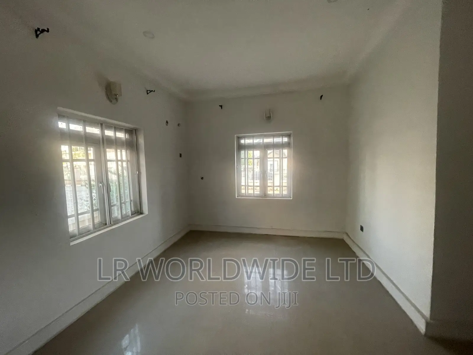 6bdrm Duplex in Riverpark, Lugbe District for sale in Lugbe District