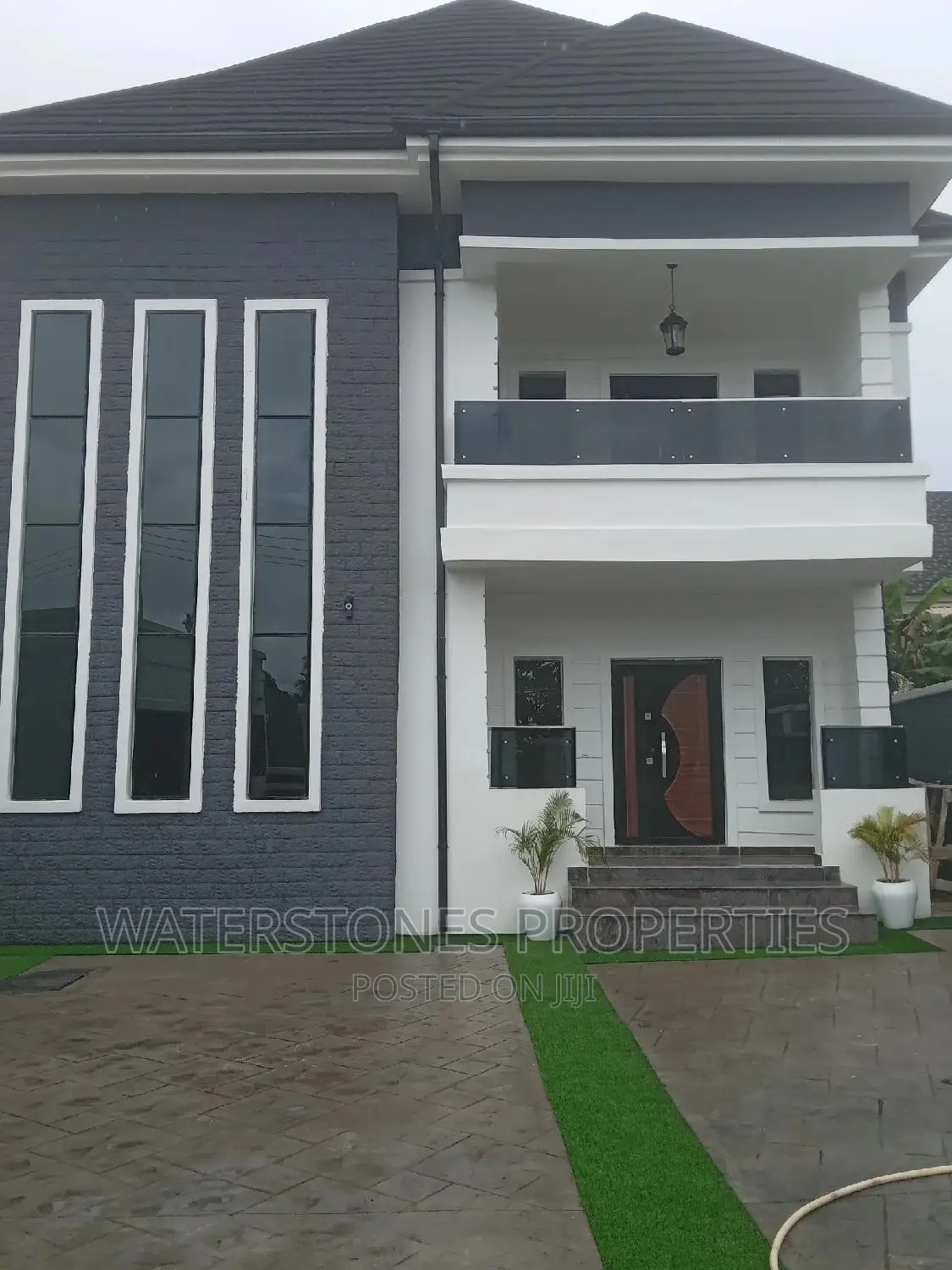 3bdrm Duplex in Asaba, Oshimili South for sale in Oshimili South