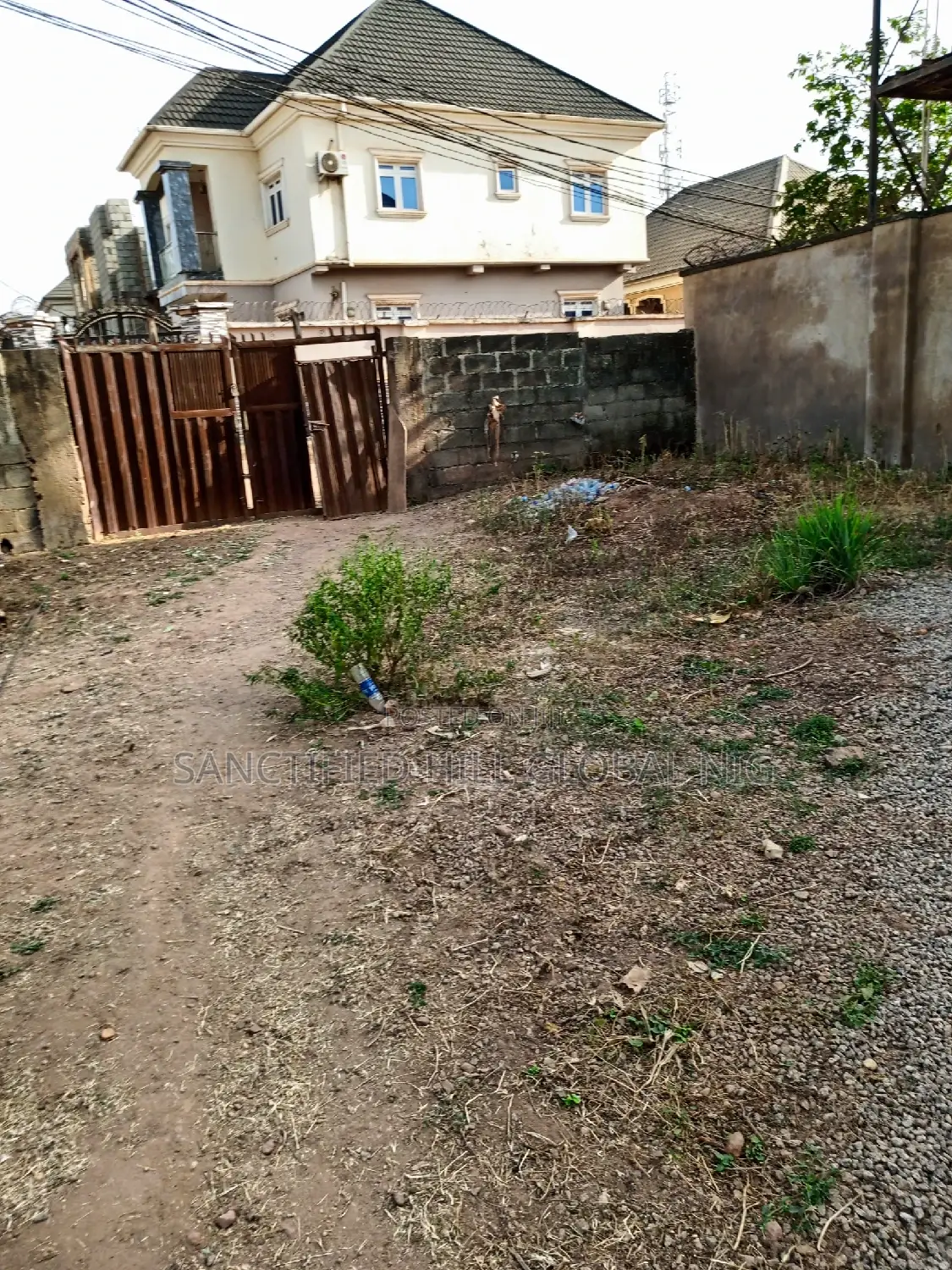 Land for Sale,1000sqm,Cofo in Karu