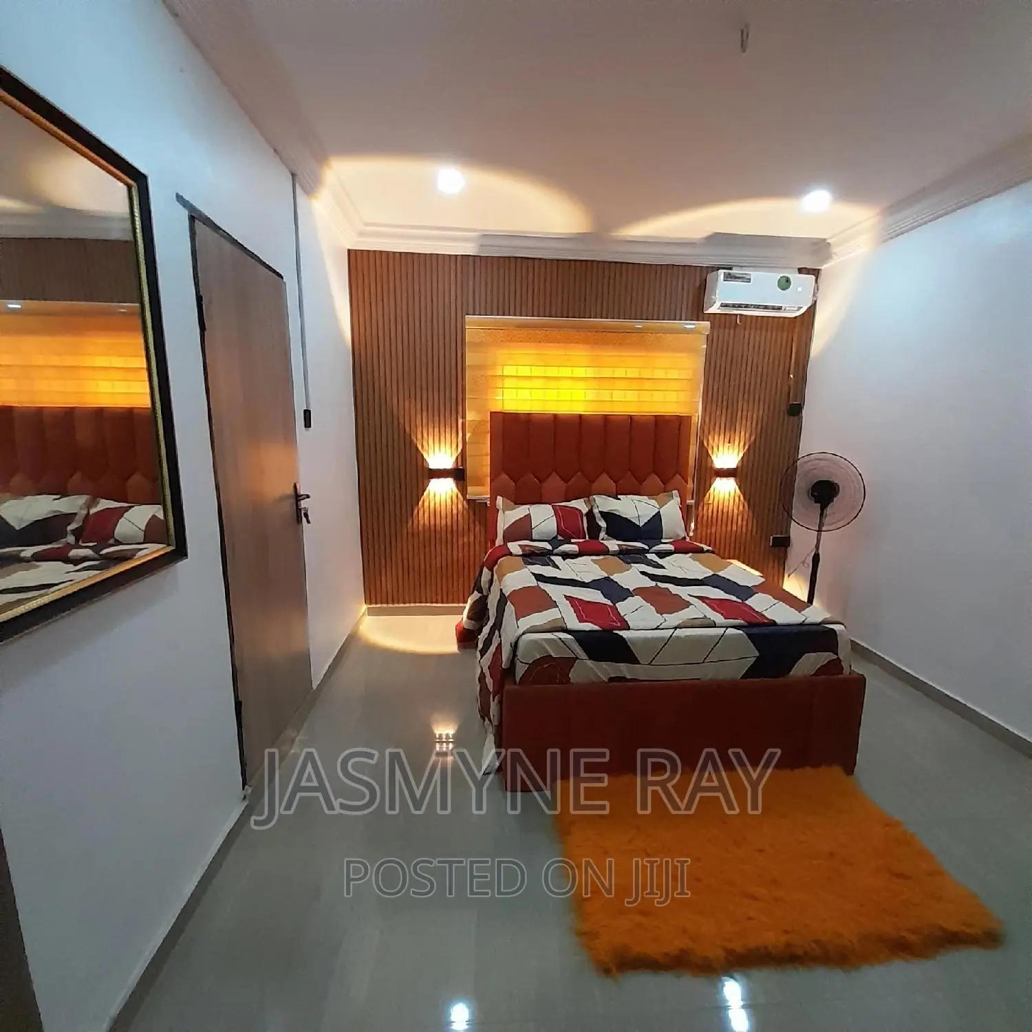 House 5 Single Ensuite Room in New Garage / Gbagada