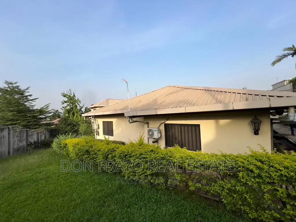 Furnished 11bdrm Mansion in Agodi Gra for sale in Agodi