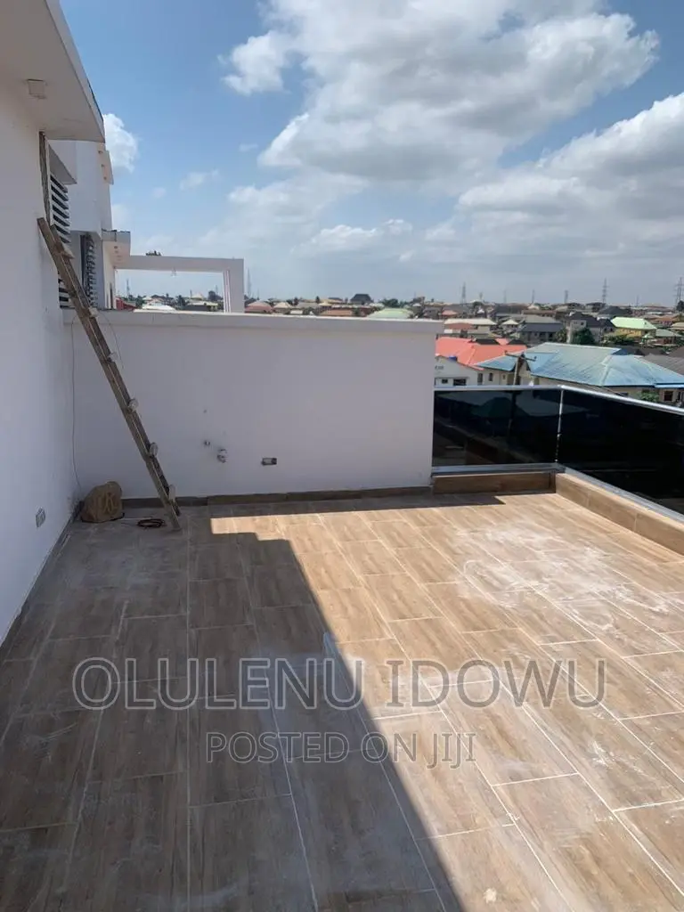 Furnished 4bdrm Duplex in Alimosho for sale in Alimosho