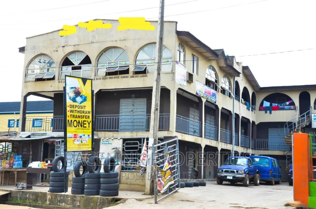 Shopping Plaza At Strategic Area On Ijaiye Road in Agbado