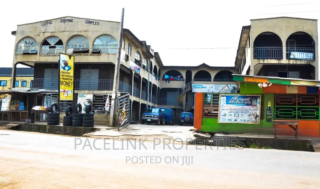 Shopping Plaza At Strategic Area On Ijaiye Road in Agbado