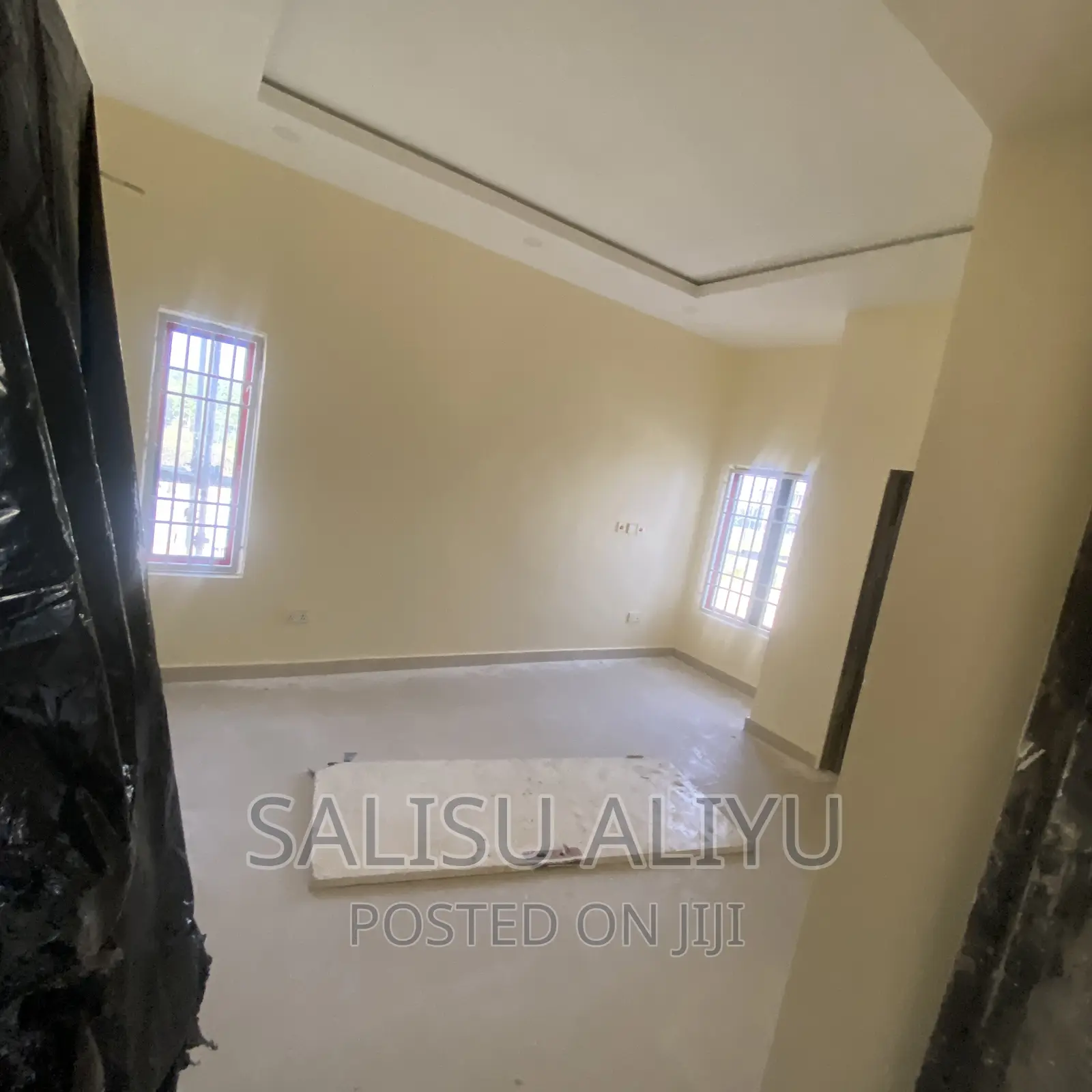 3bdrm Apartment in Life Camp Abuja for sale in Life Camp