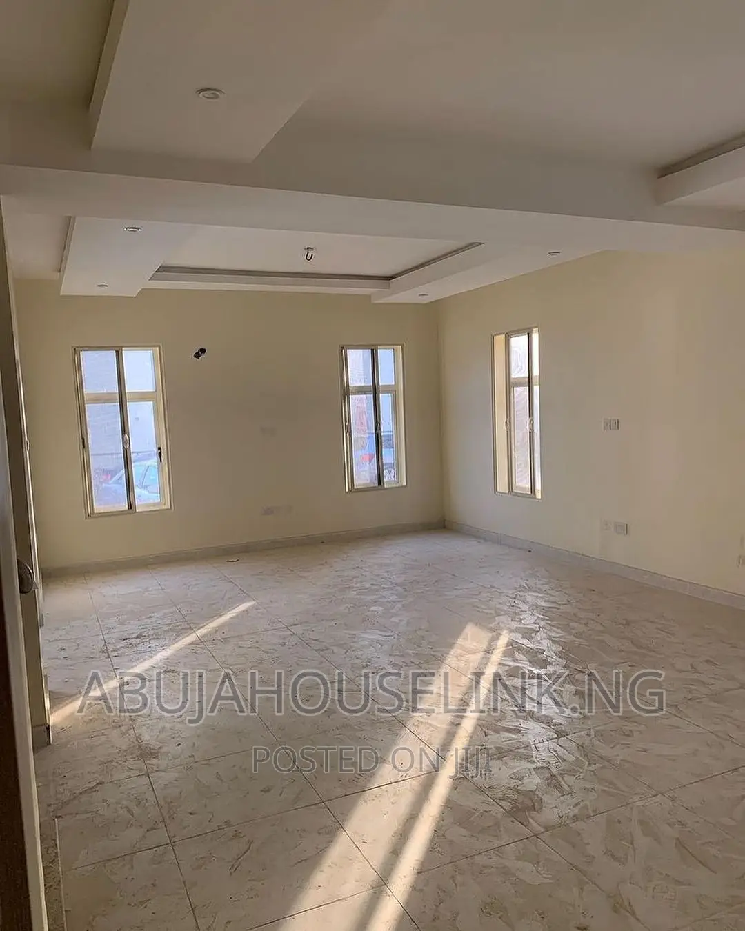 5bdrm Duplex in Dawaki By News, Gwarinpa for sale in Gwarinpa
