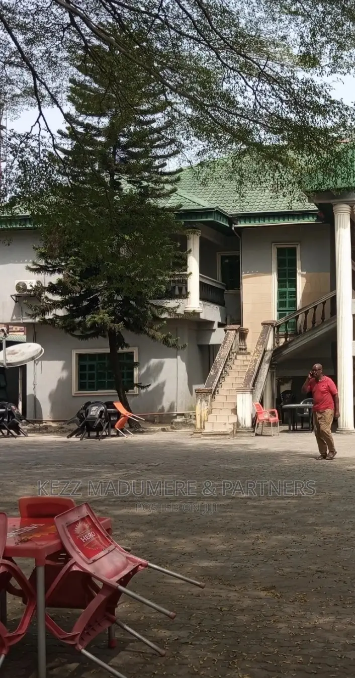 For Sale Functional Bar With 11 RMS Hotel in Rumuomasi