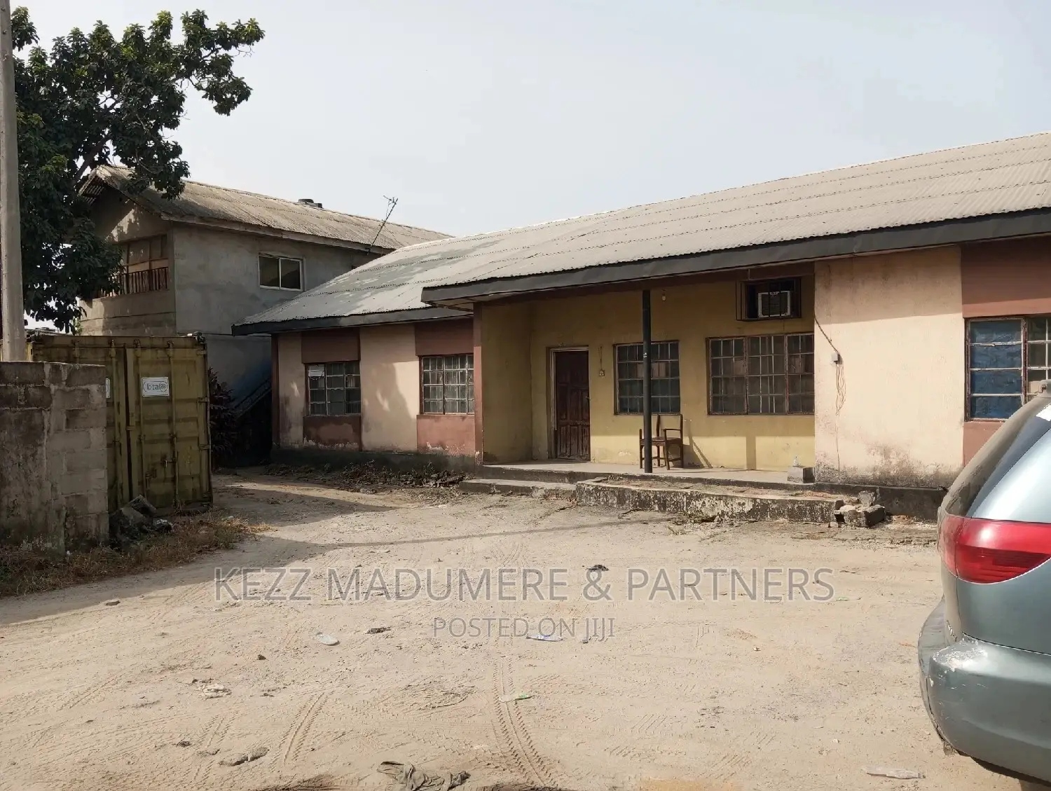 11bdrm Block of Flats in Elimbu Major Road By for sale in Elimbu
