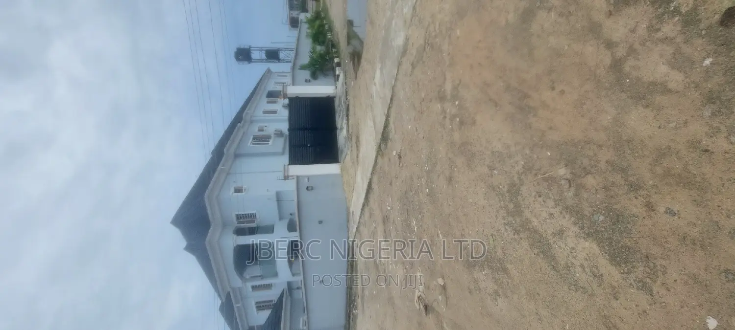 Uncompleted Structure in Sangotedo