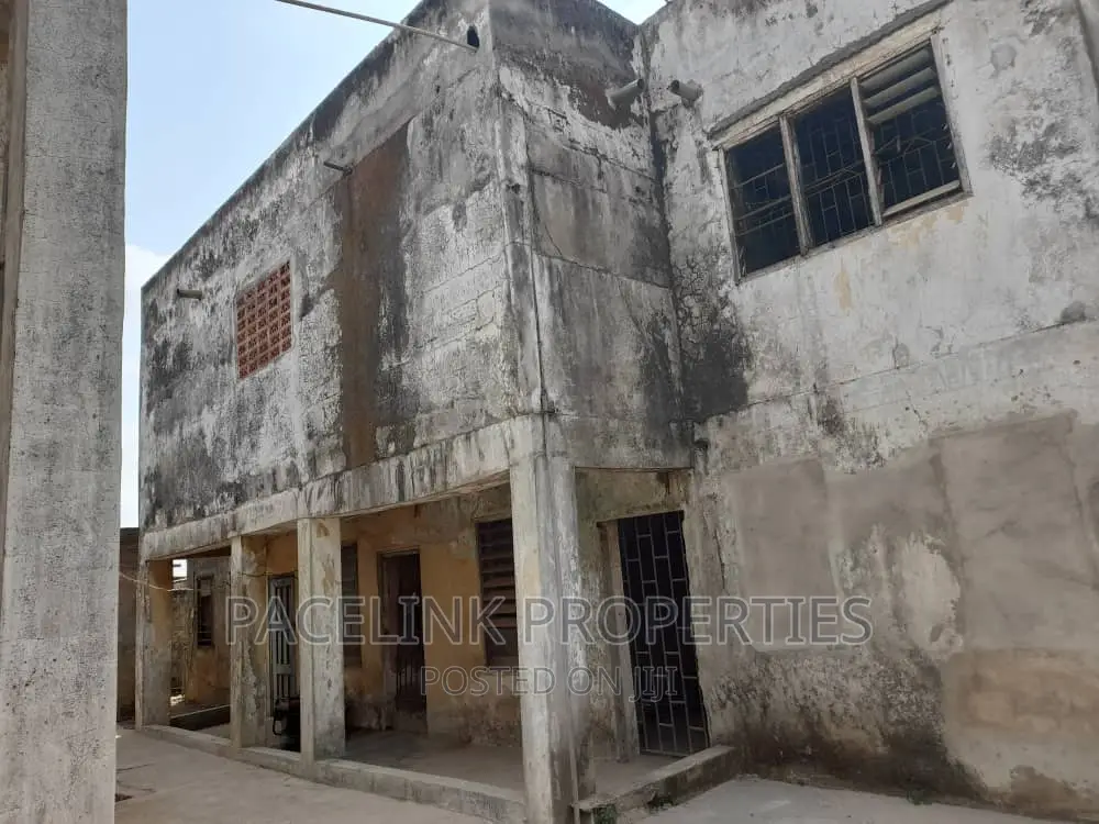 Hotel for Sale on 2plots in Gowon Estate, Egbeda, Lagos. in Egbeda