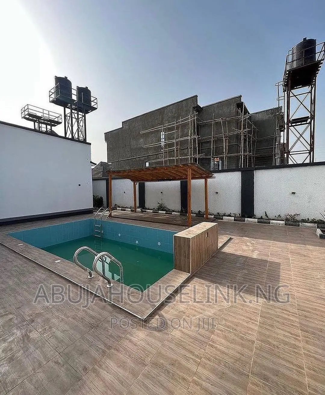 5bdrm Duplex in Guzape/Asokoro Abuja for sale in Guzape District