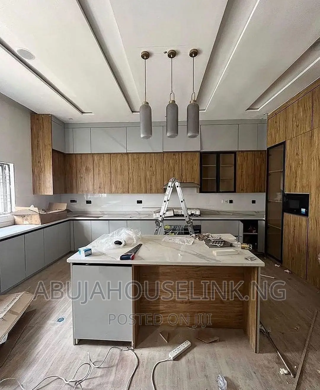 5bdrm Duplex in Guzape/Asokoro Abuja for sale in Guzape District