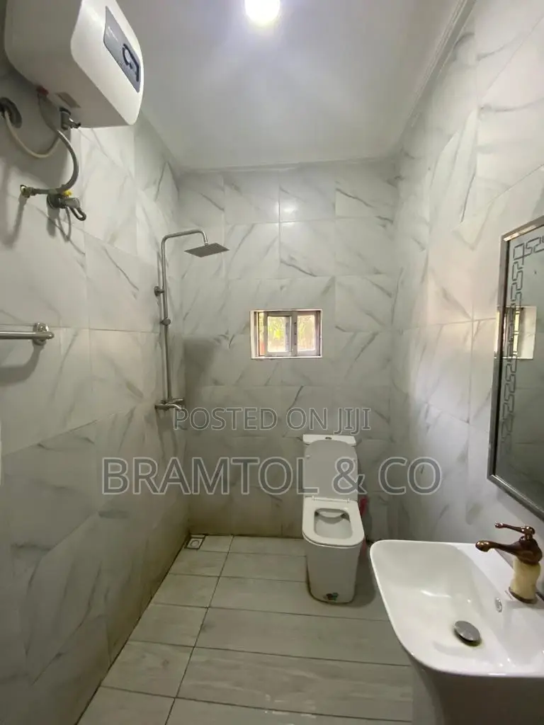 Furnished 1bdrm Block of Flats in Maitama for rent in Maitama