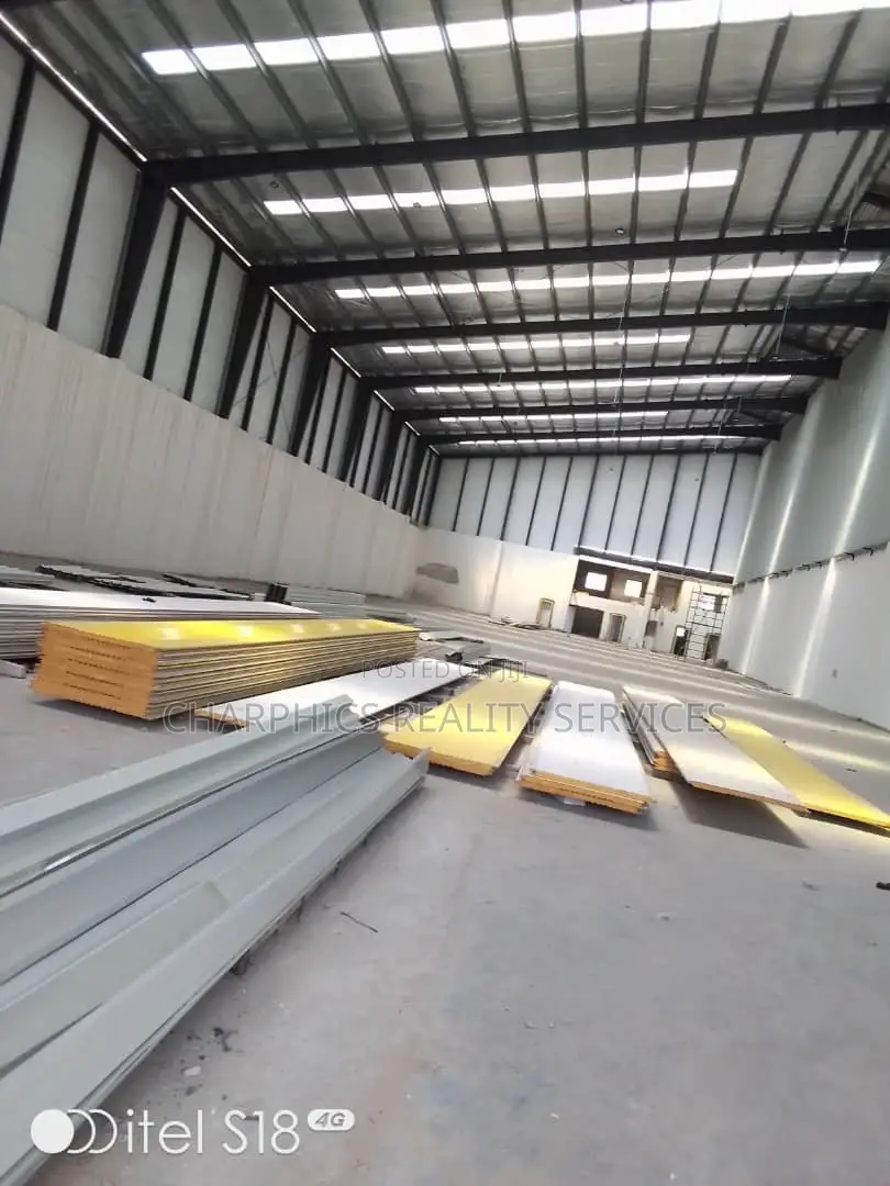 Bays of Warehouse for Rent at Apapa in Apapa