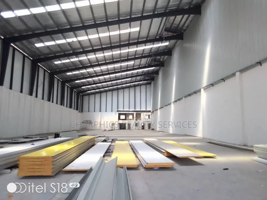 Bays of Warehouse for Rent at Apapa in Apapa