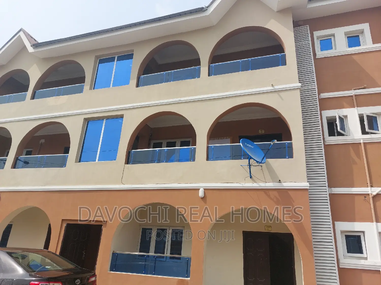 3bdrm Apartment in Ikota Villa Estate, Lekki for rent in Lekki