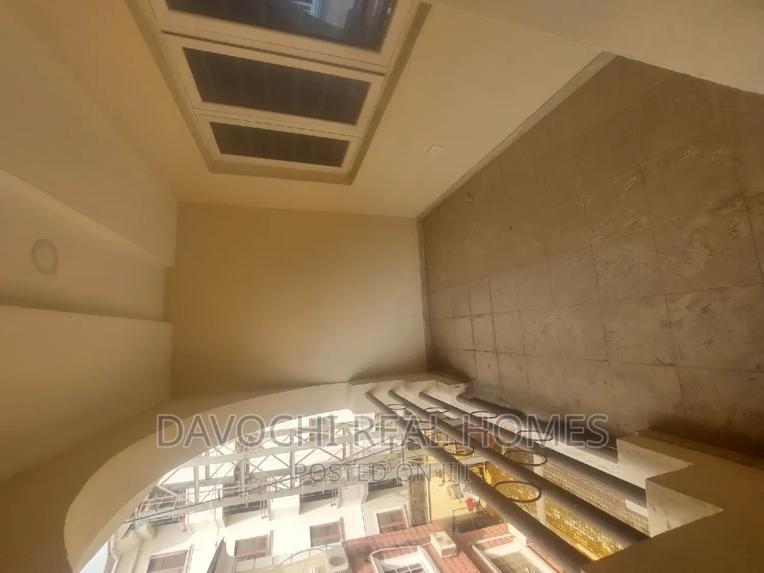 3bdrm Apartment in Ikota Villa Estate, Lekki for rent in Lekki