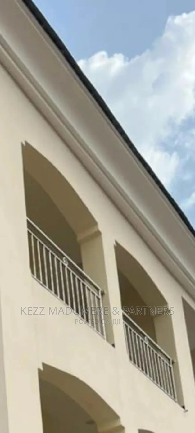 6bdrm Block of Flats in Wuye, Abuja, Fct for sale in Wuye