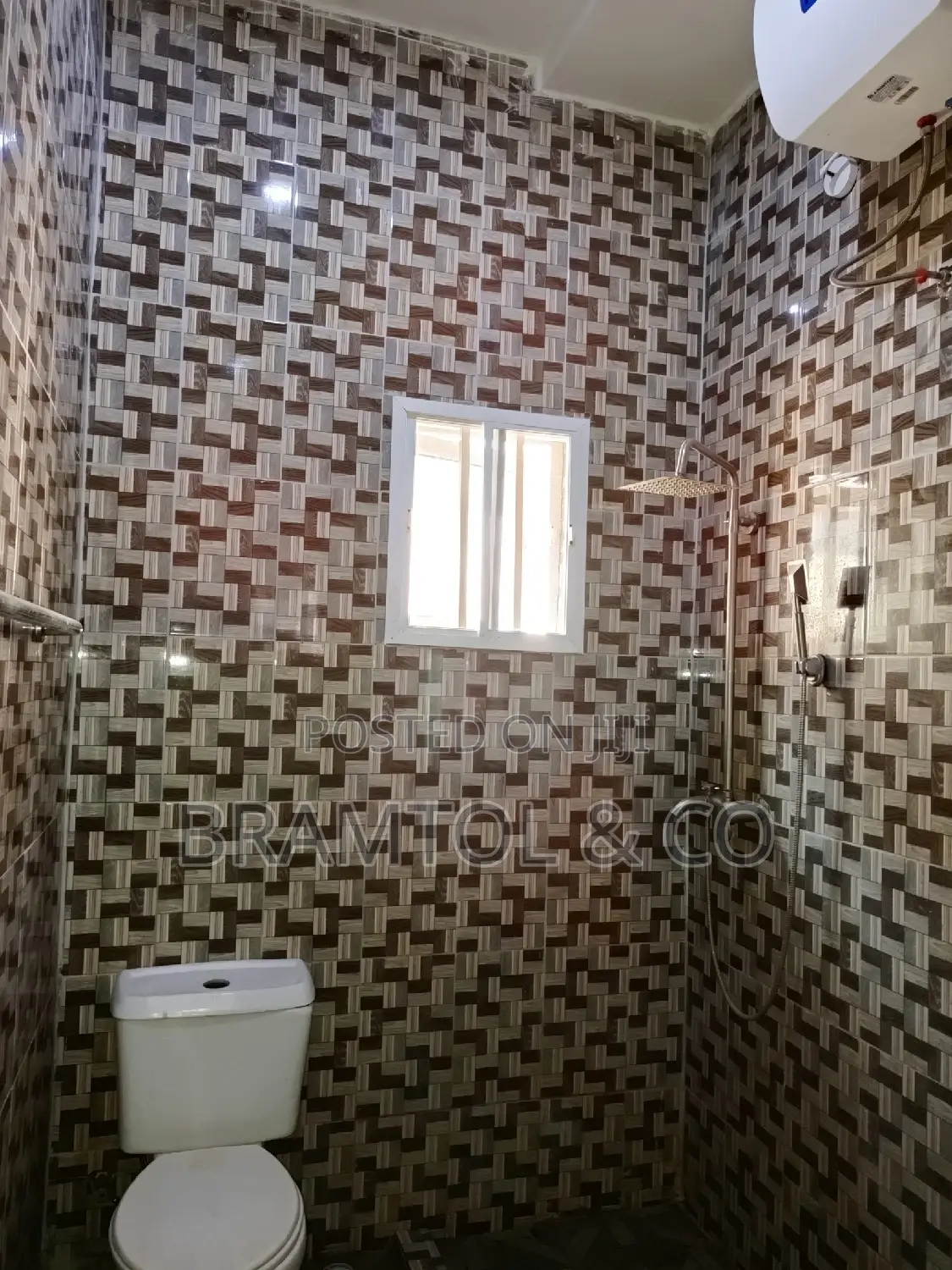 3bdrm Bungalow in Lugbe District for rent in Lugbe District