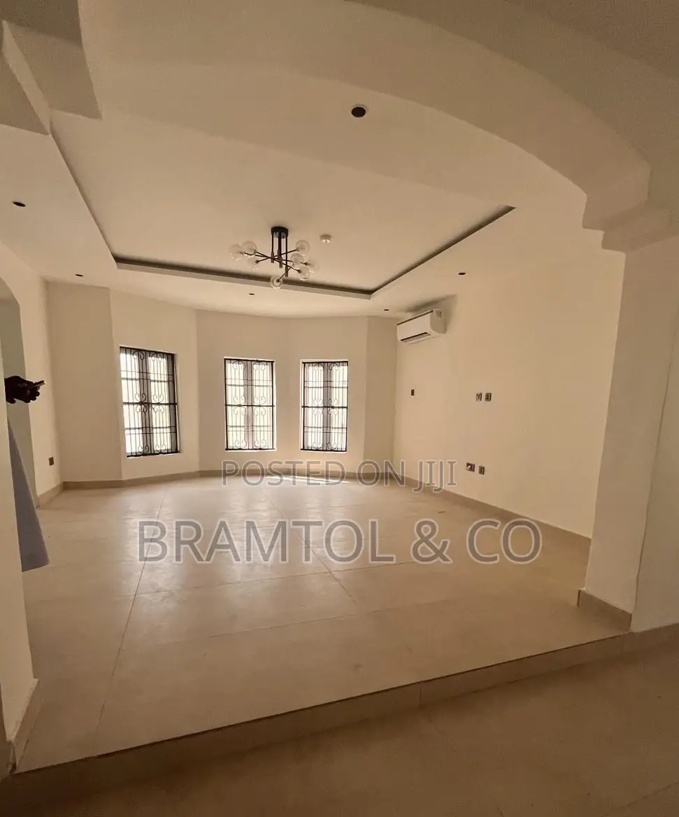 4 Bedroom Semi-Detached Duplex With Generator and Acs in Maitama