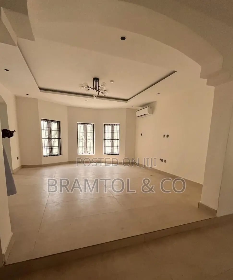 4 Bedroom Semi-Detached Duplex With Generator and Acs in Maitama