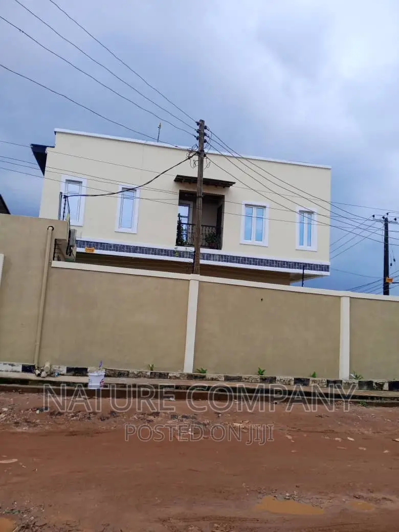 3bdrm Duplex in Olowora, Kosofe for sale in Kosofe