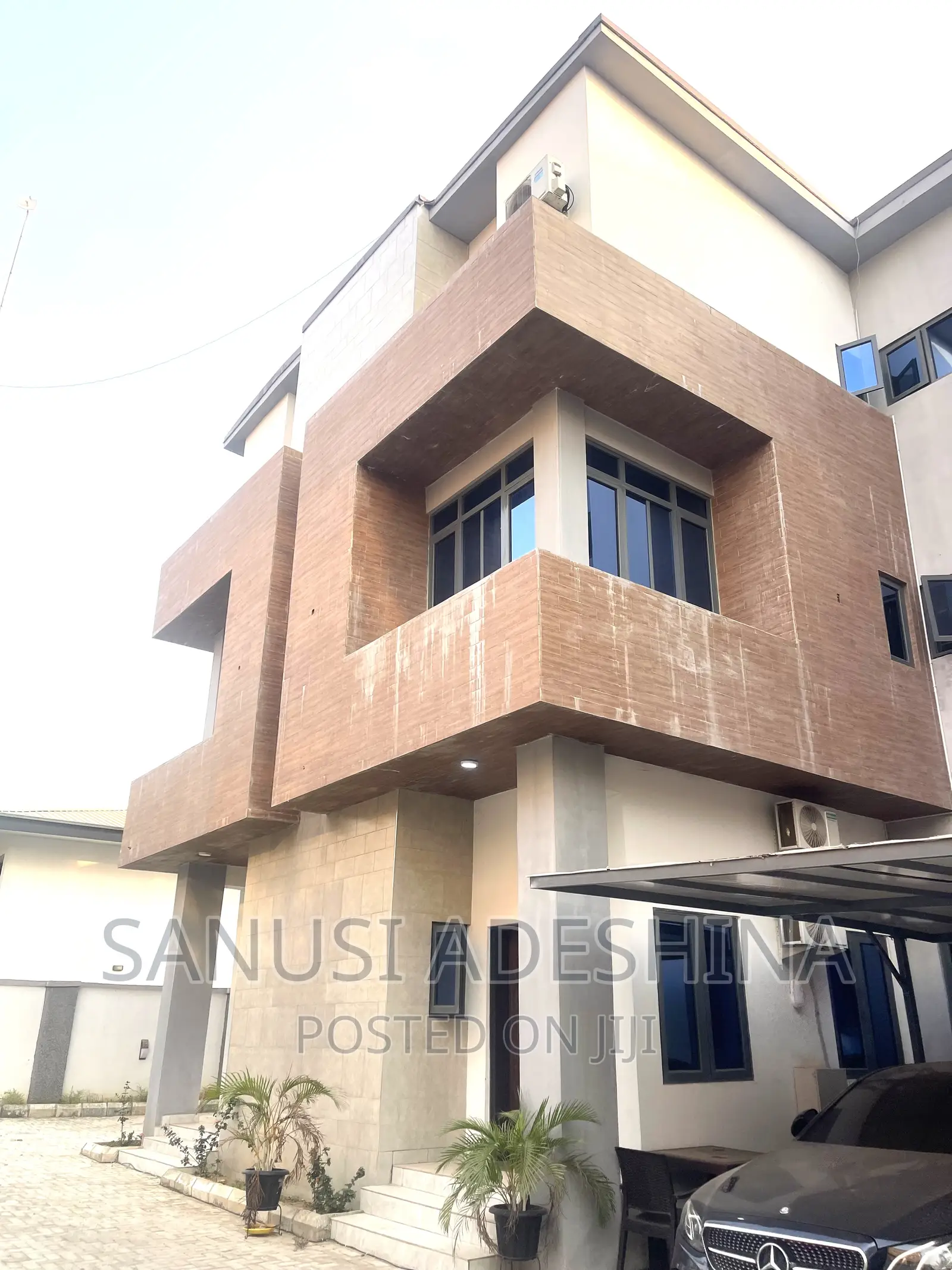 4bdrm Duplex in Utako Abuja Nigerian for sale in Utako