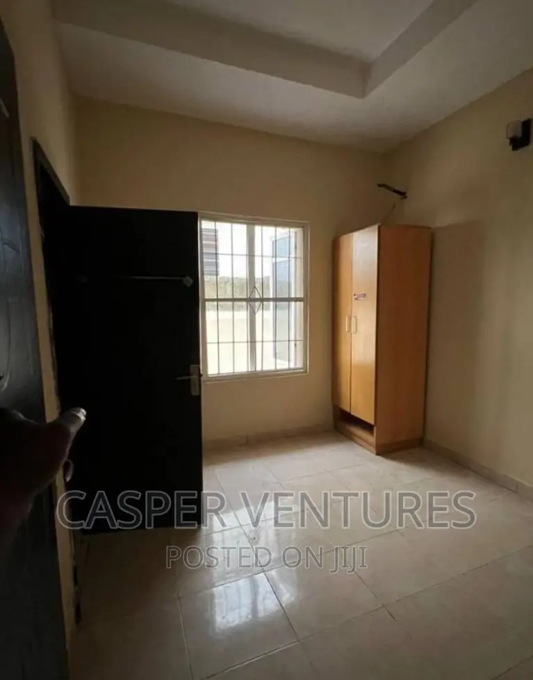 1bdrm Shared Apartment in Bera Estate, Chevron for rent in Chevron