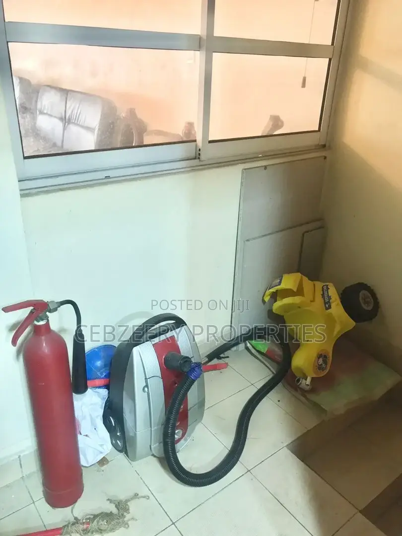Furnished 3bdrm Duplex in Ikeja for rent in Ikeja
