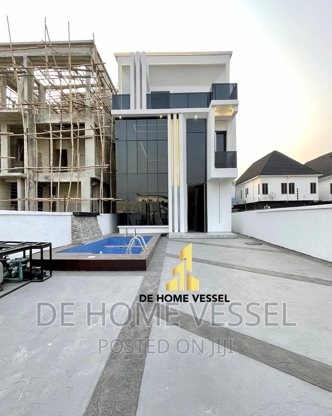 5bdrm Duplex in Lekki for sale in Lekki