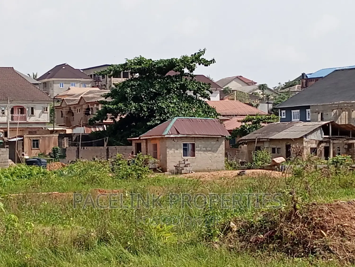 Full Plot of Land in a Very Decent Area Close to the Road in Ipaja / Ipaja