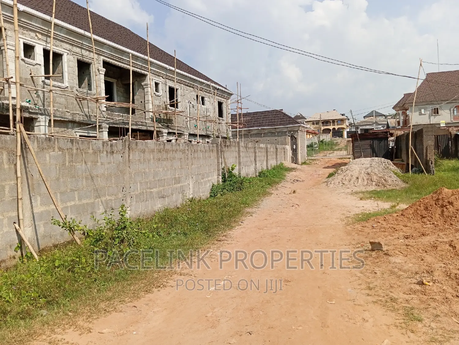 Full Plot of Land in a Very Decent Area Close to the Road in Ipaja / Ipaja