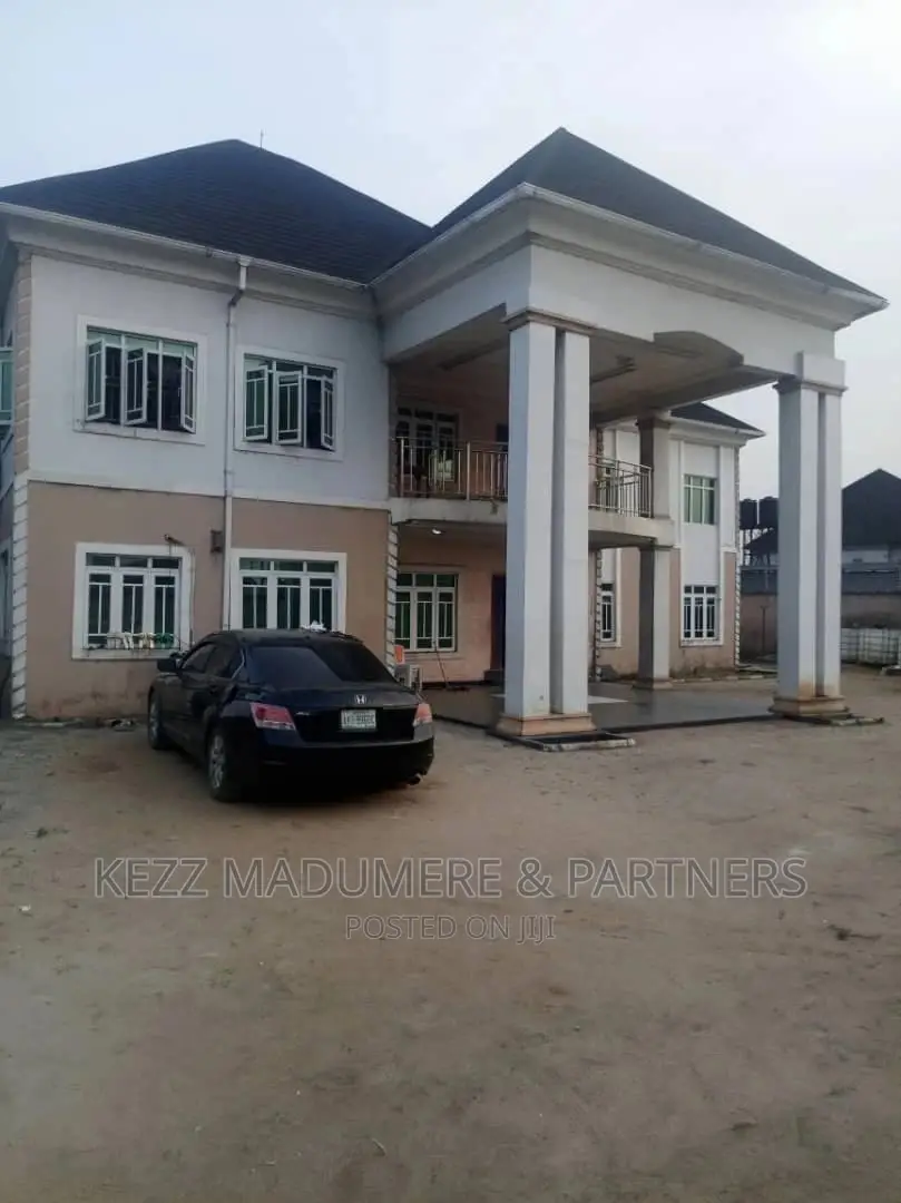 8bdrm Duplex in Green Land Estate, for sale in Rukpokwu