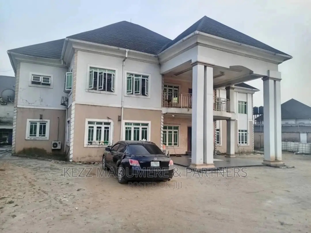8bdrm Duplex in Green Land Estate, for sale in Rukpokwu