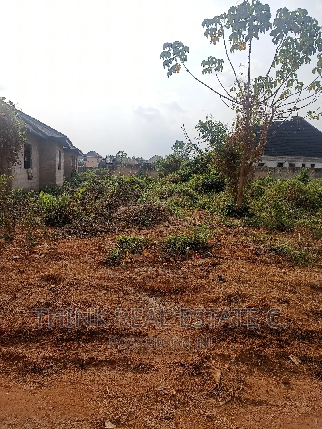 4bdrm Bungalow in Arougba,Airport Road, Benin City for sale in Benin City