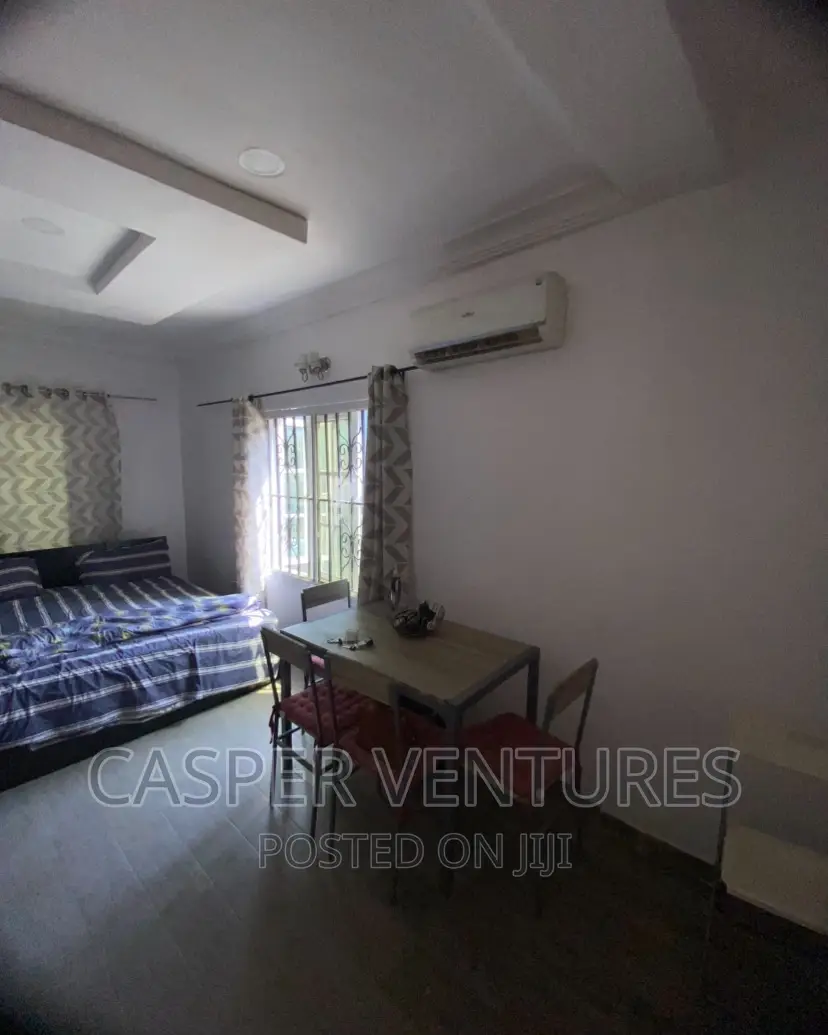 Furnished Studio Apartment in Paradise 1, Chevron for rent in Chevron