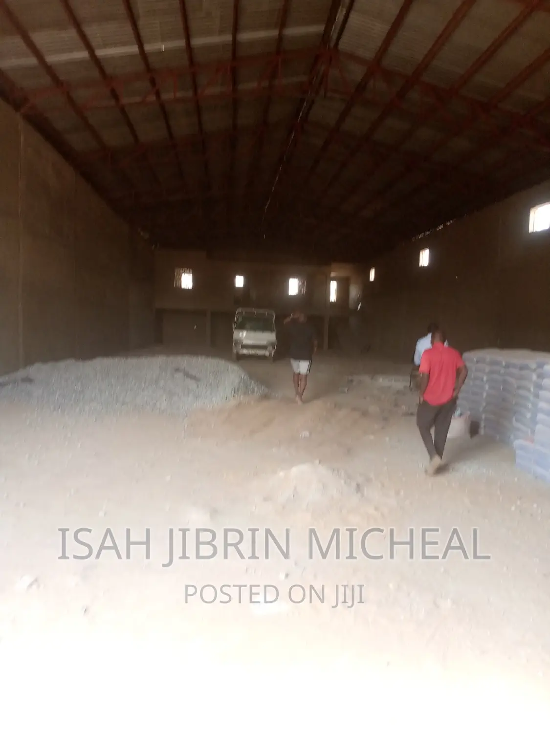 Standard Warehouse Along Gwarimpa Express for Rent in Gwarinpa