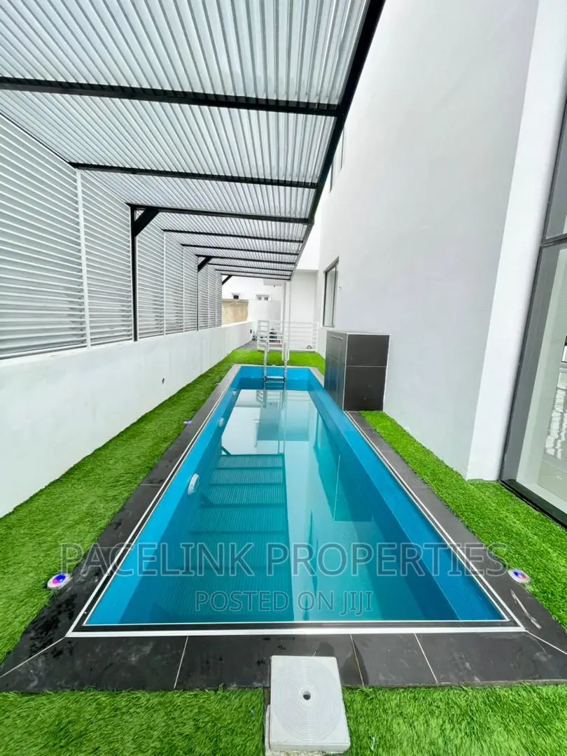 5bdrm Mansion in Chevron for sale in Chevron