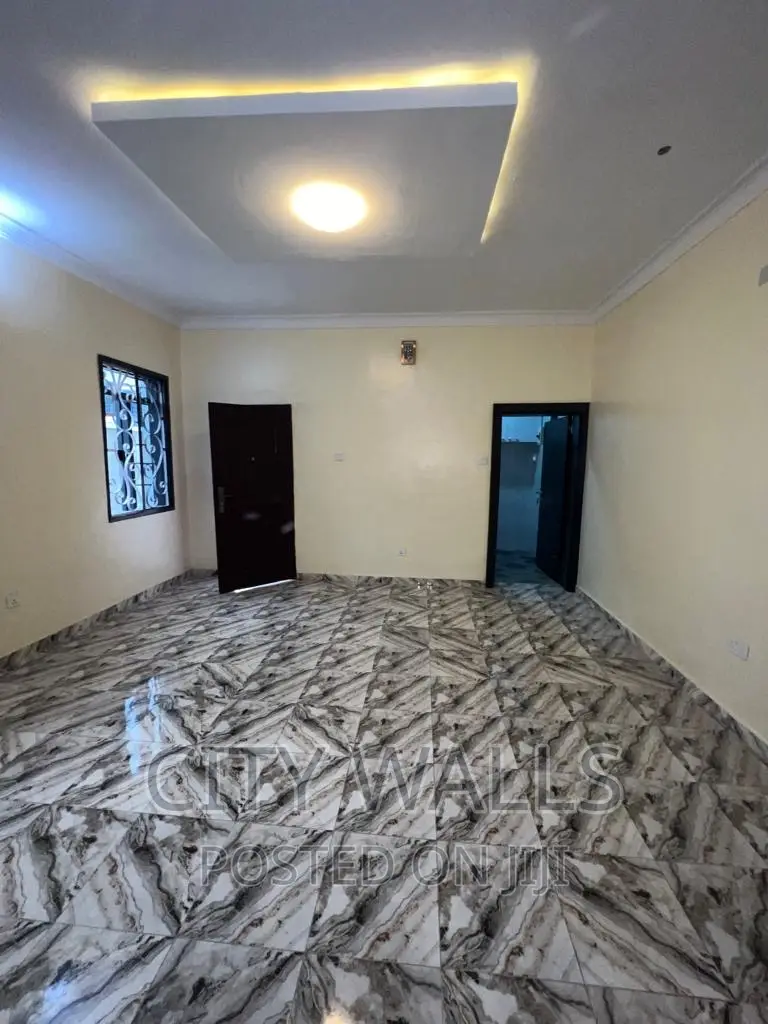 Mini Flat in Idado for rent in Idado
