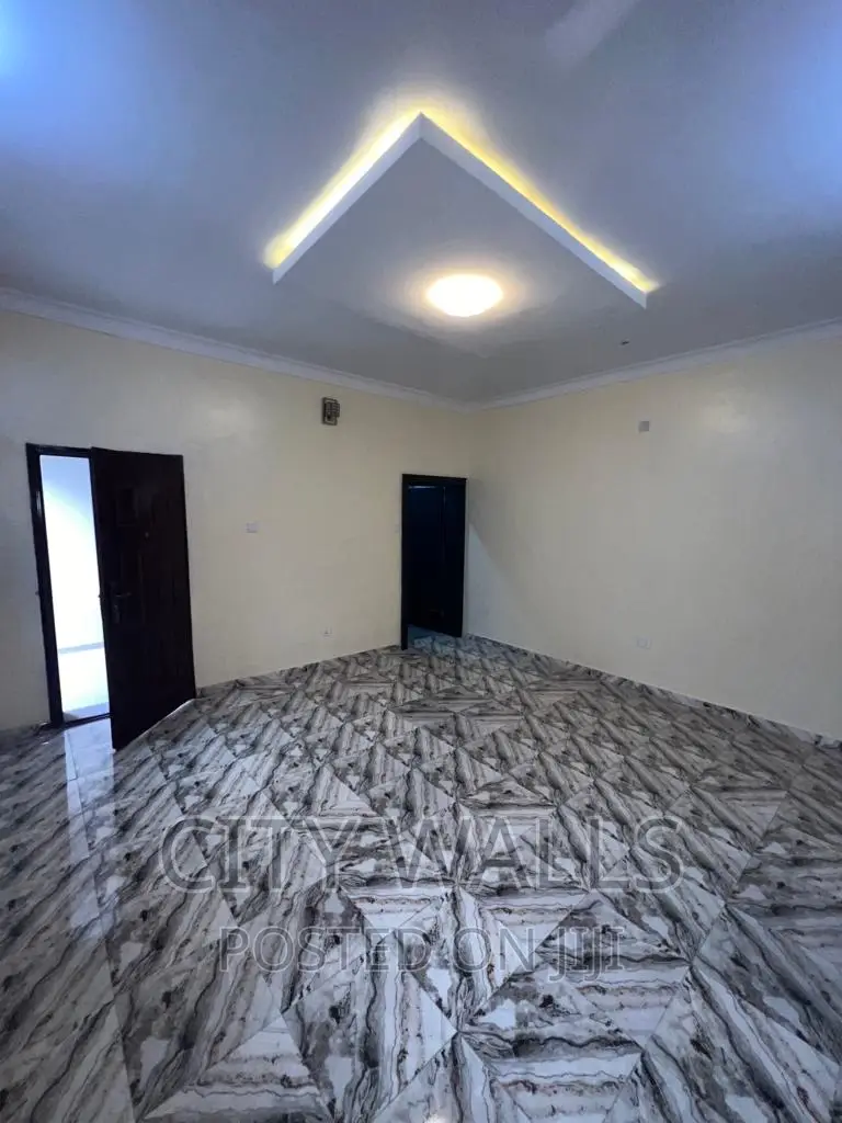 Mini Flat in Idado for rent in Idado