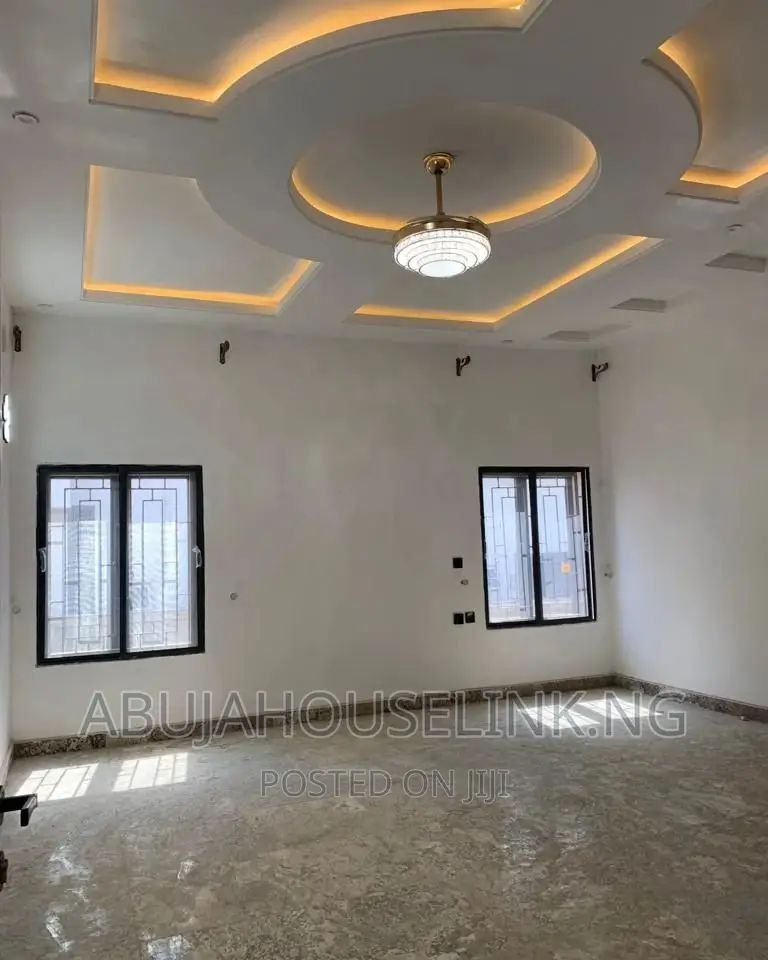 6bdrm Duplex in Wuye Abuja for sale in Wuye