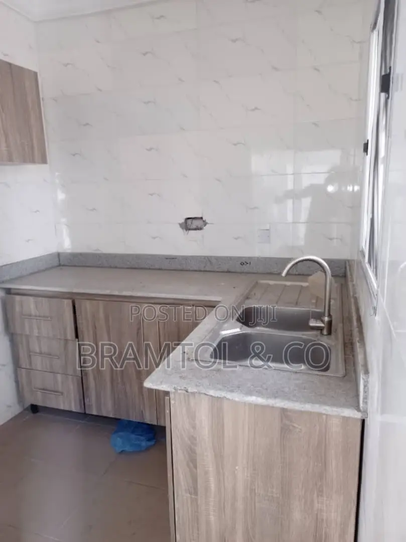 2bdrm Block of Flats in Area 11 for rent in Area 11