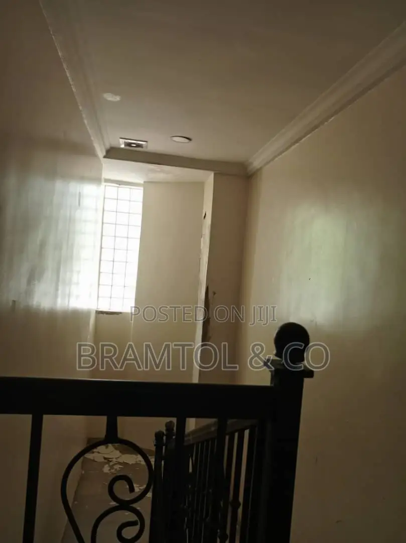 6 Bedroom Twin Duplex With 2 Room Bq in Maitama