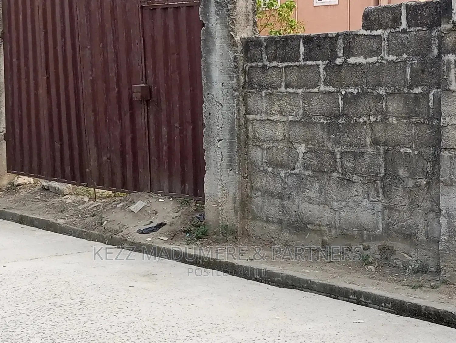 For Sale Land at Sars Road, Port Harcourt in Port-Harcourt
