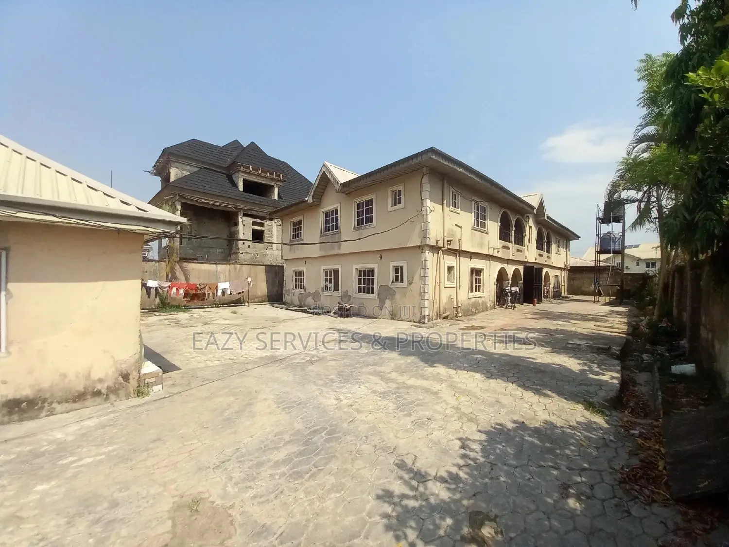 3bdrm Block of Flats in Ado / Ajah for sale in Ado / Ajah
